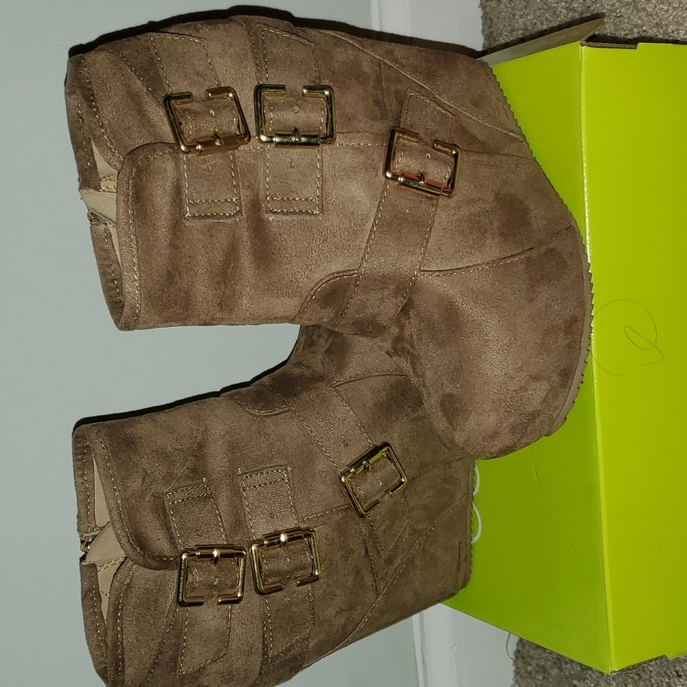 Brown Suede Booties